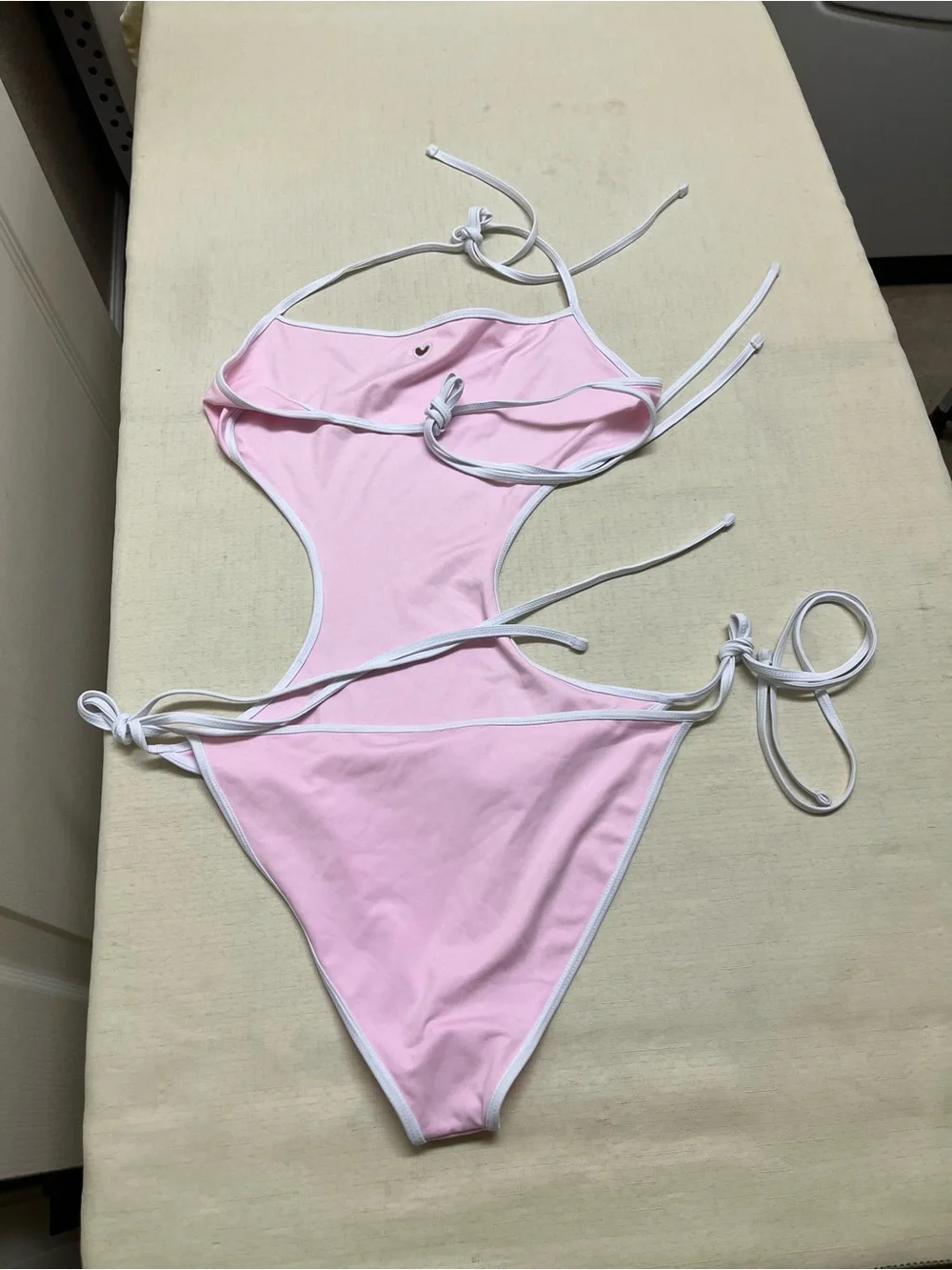 NWOT Frankies Bikini x VS XL pink Amalia Swimsuit  Limited Edition